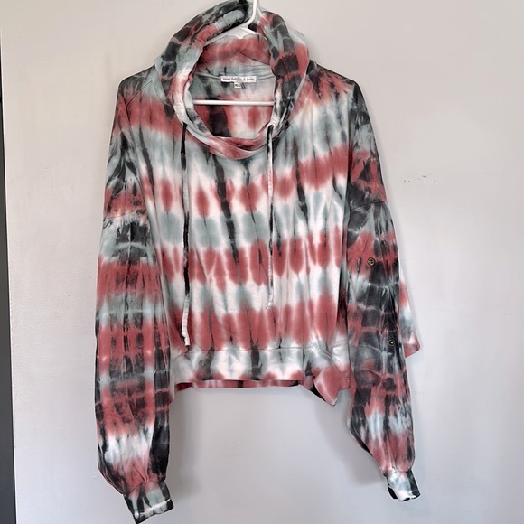 Young Fabulous & Broke Tops - EUC Young Fabulous & Broke tie dye crop hoodie unique snap dolman style sleeves